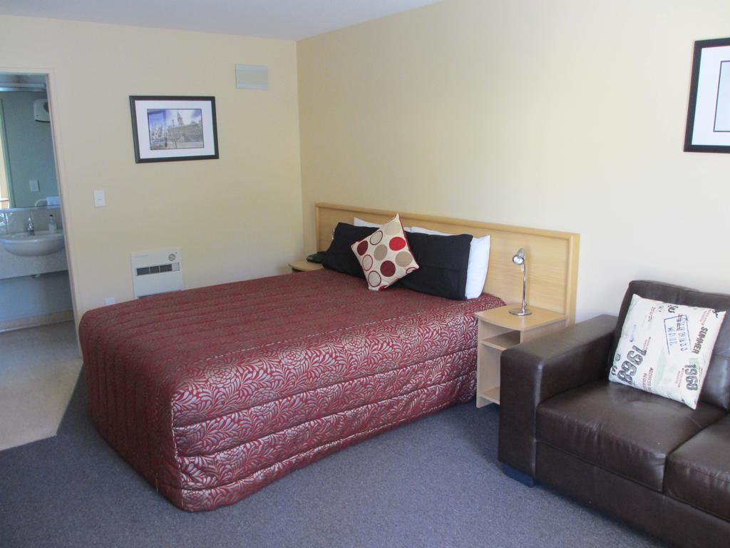 Alhambra Oaks Motor Lodge Dunedin Buitenkant foto