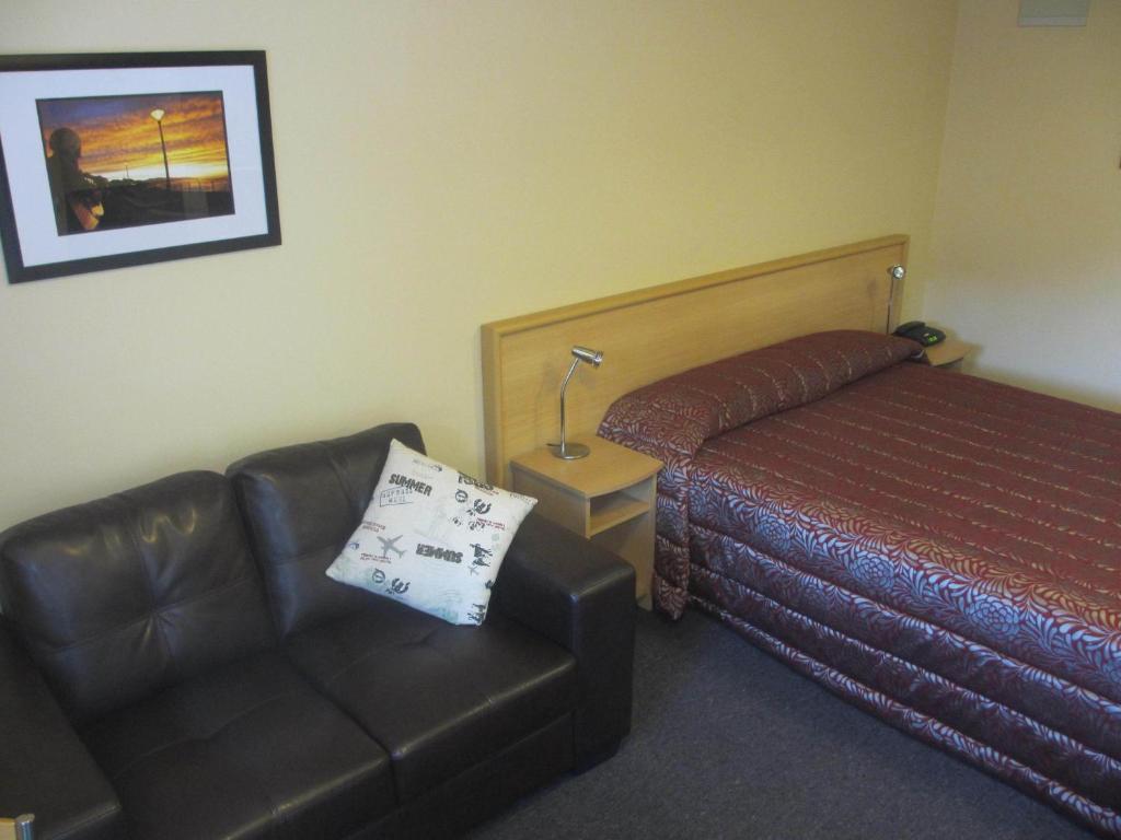 Alhambra Oaks Motor Lodge Dunedin Kamer foto