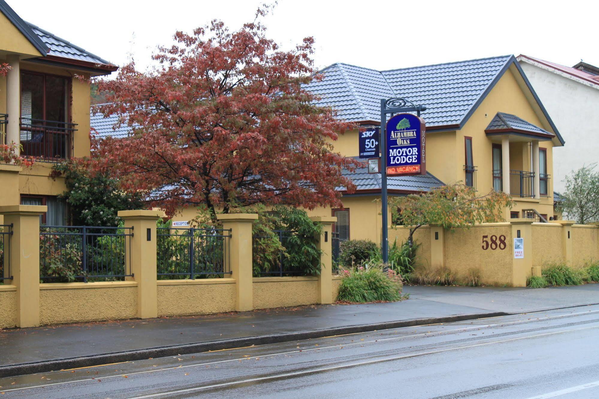 Alhambra Oaks Motor Lodge Dunedin Buitenkant foto
