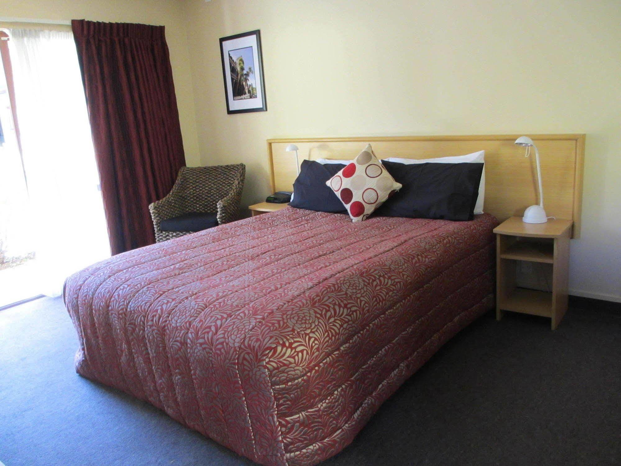 Alhambra Oaks Motor Lodge Dunedin Buitenkant foto
