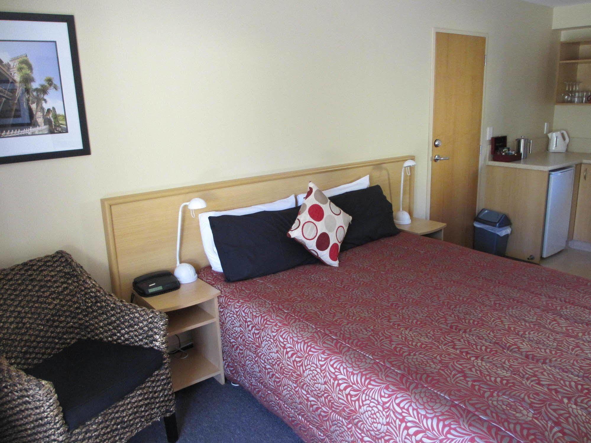 Alhambra Oaks Motor Lodge Dunedin Buitenkant foto