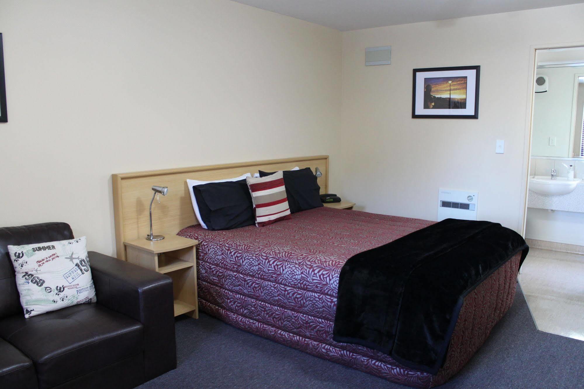 Alhambra Oaks Motor Lodge Dunedin Buitenkant foto