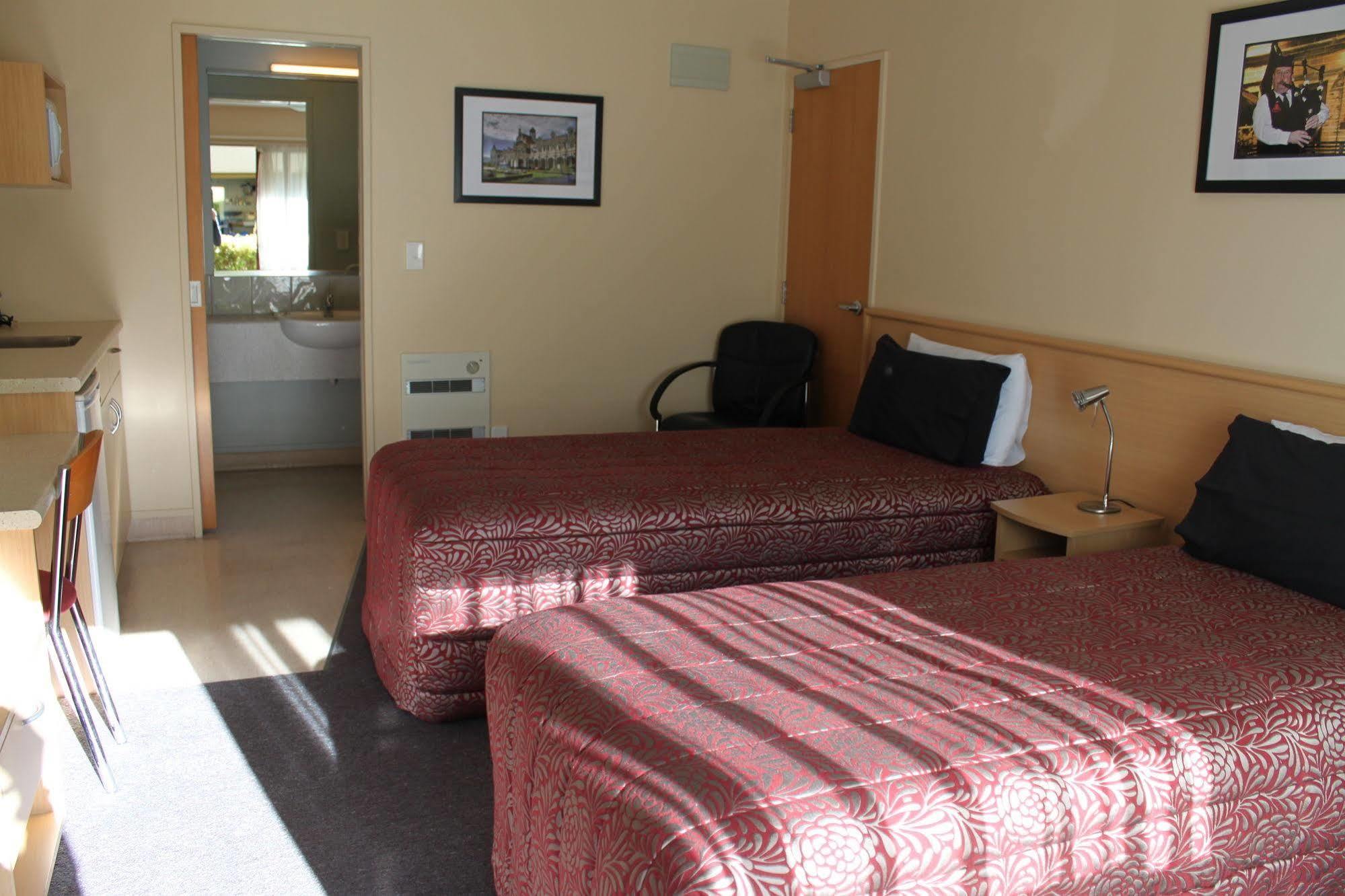 Alhambra Oaks Motor Lodge Dunedin Buitenkant foto